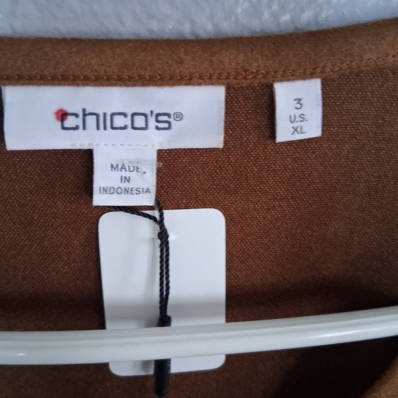 Chico's NWT Embroidered Faux Suede Ext Cap Tee Burnt Sienna 3/XL - Picture 5 of 8